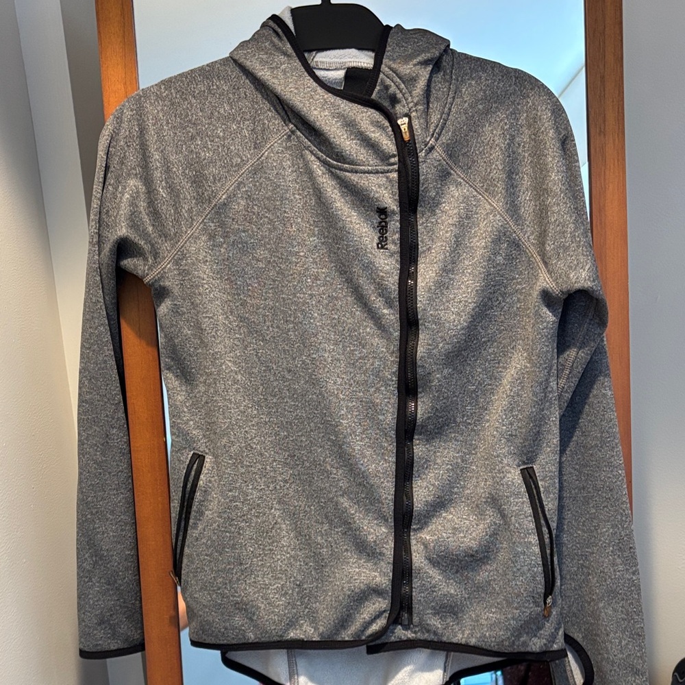 Reebok Gray Full-Zip Hoodie with thumb holes zip pockets